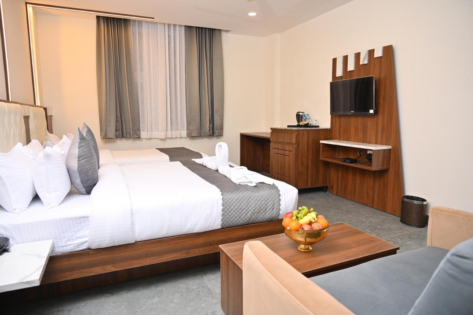 Hotel Shri Devi Comforts Inn Bhatkal Экстерьер фото
